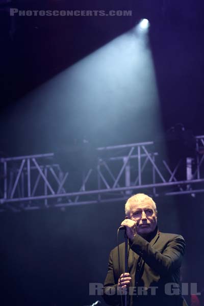BERNARD LAVILLIERS - 2014-07-20 - PARIS - Parvis de l'Hotel de Ville - 